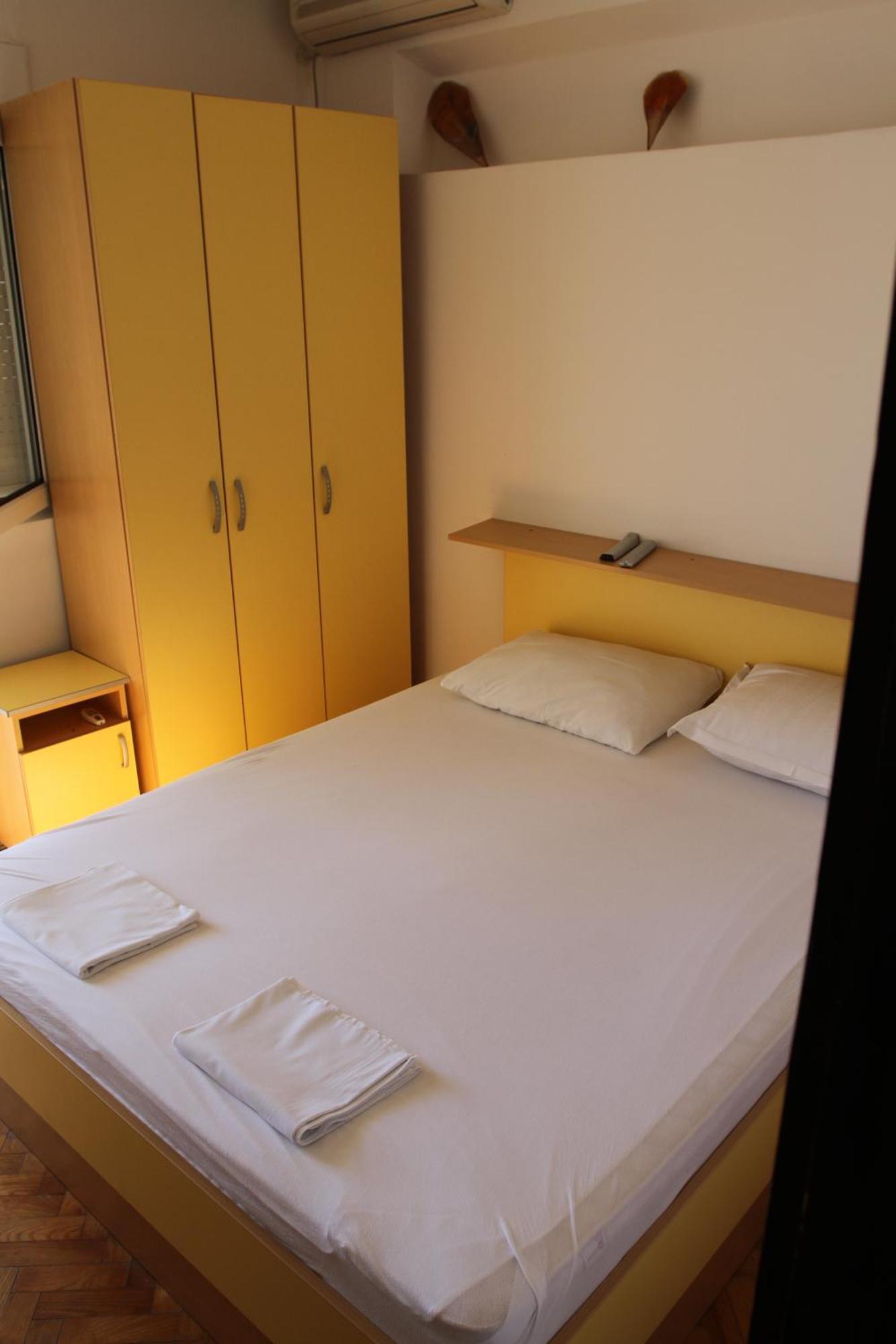Apartments Popovic Petrovac na moru Exterior foto