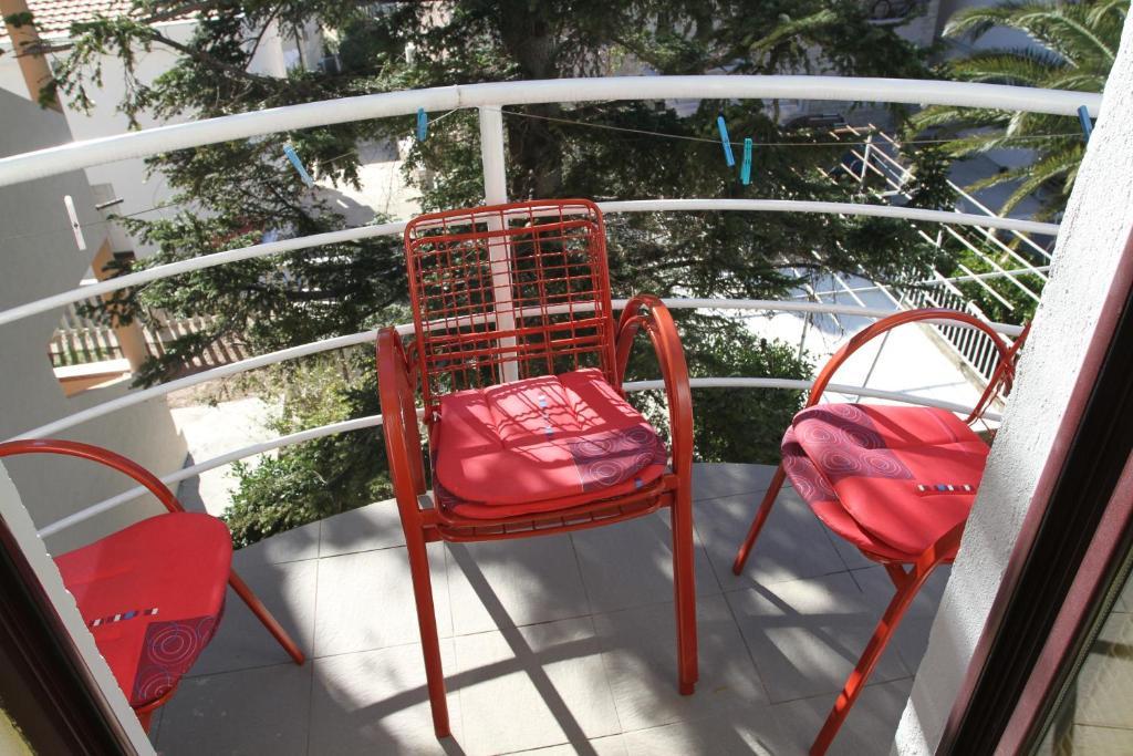 Apartments Popovic Petrovac na moru Zimmer foto